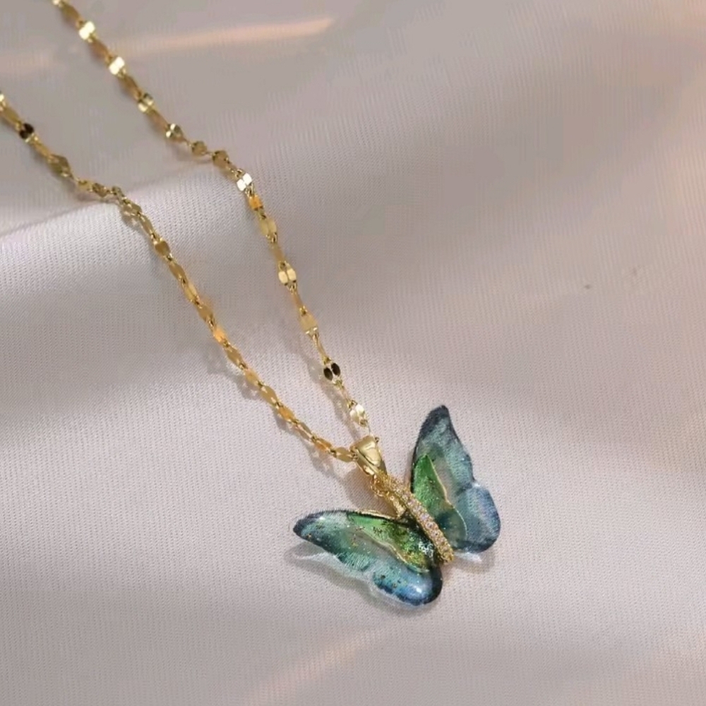 Elegant Gold and Colorful Butterfly Crystal Charm Pendant Necklace - Picture 2 of 6
